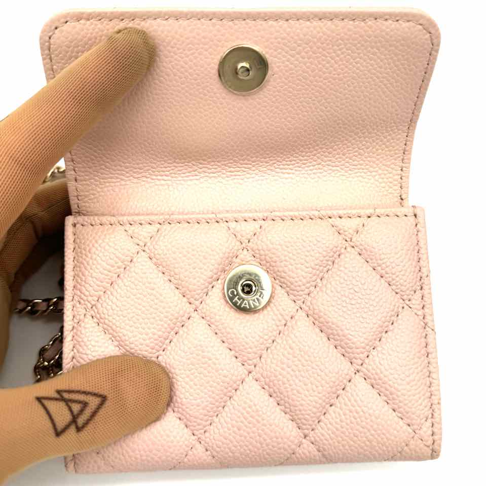 Chanel Small Quilted Clutch with Chain Pink Caviar (Pre-Owned)
