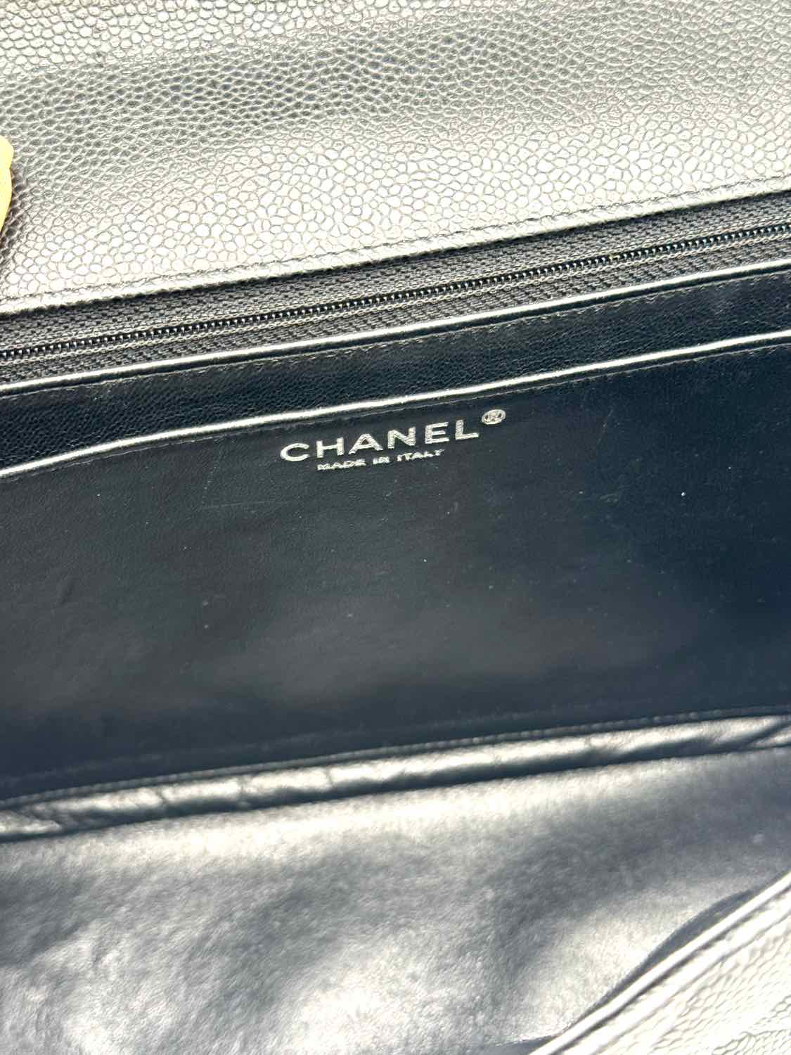 Chanel Quilted Caviar Jumbo Single Flap Black (Pre-Owned)